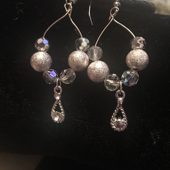 🆕Swarovski crystal beaded earrings NWT - Picture 3 of 7